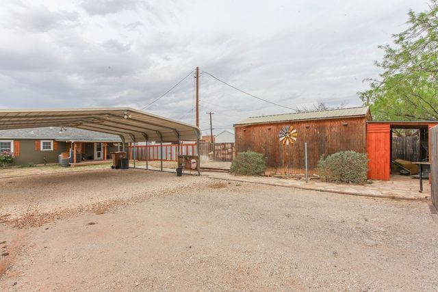 110 E 15th St, Big Spring, TX 79720