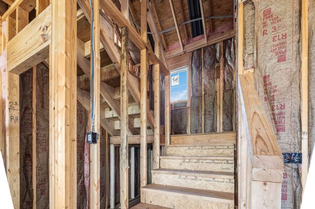 5282 E Golden Bell Lane, Springfield, MO 65809
