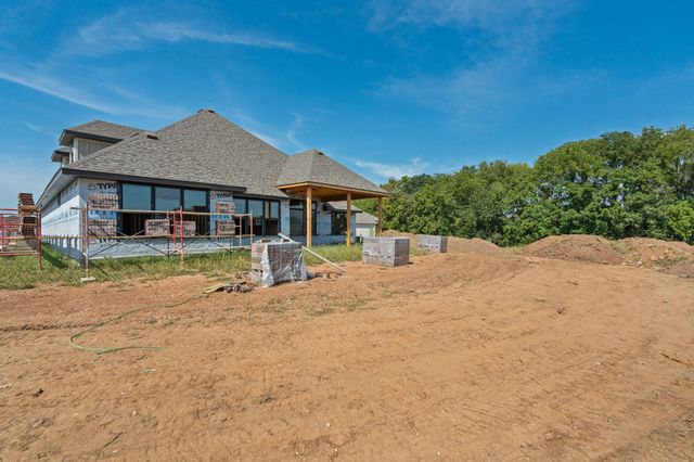 5282 E Golden Bell Lane, Springfield, MO 65809