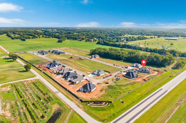5282 E Golden Bell Lane, Springfield, MO 65809