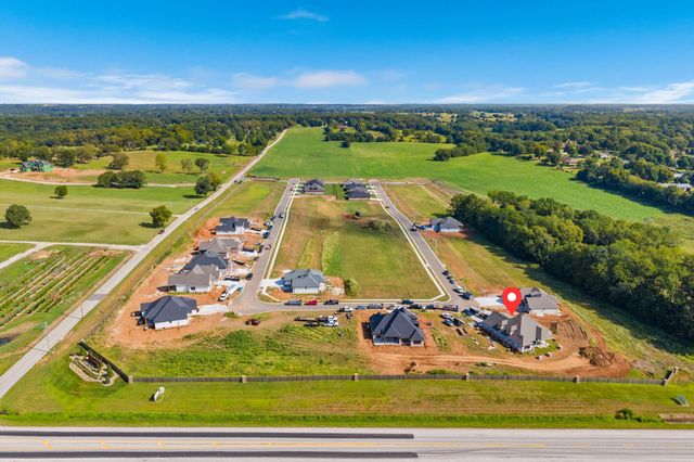 5282 E Golden Bell Lane, Springfield, MO 65809