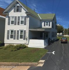 27 Trinity Place, Amsterdam, NY 12010