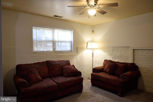 2710 STANTON RD SE, Washington, DC 20020