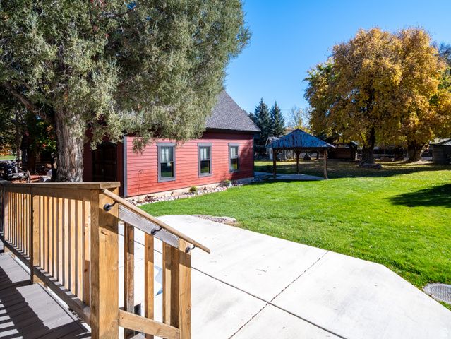 7355 E 200 S, Huntsville, UT 84317