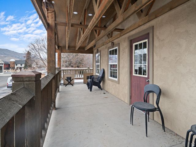 7355 E 200 S, Huntsville, UT 84317