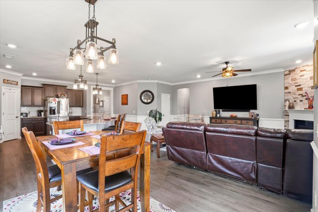 1106 Mossy Rock Drive, Summerville, SC 29485