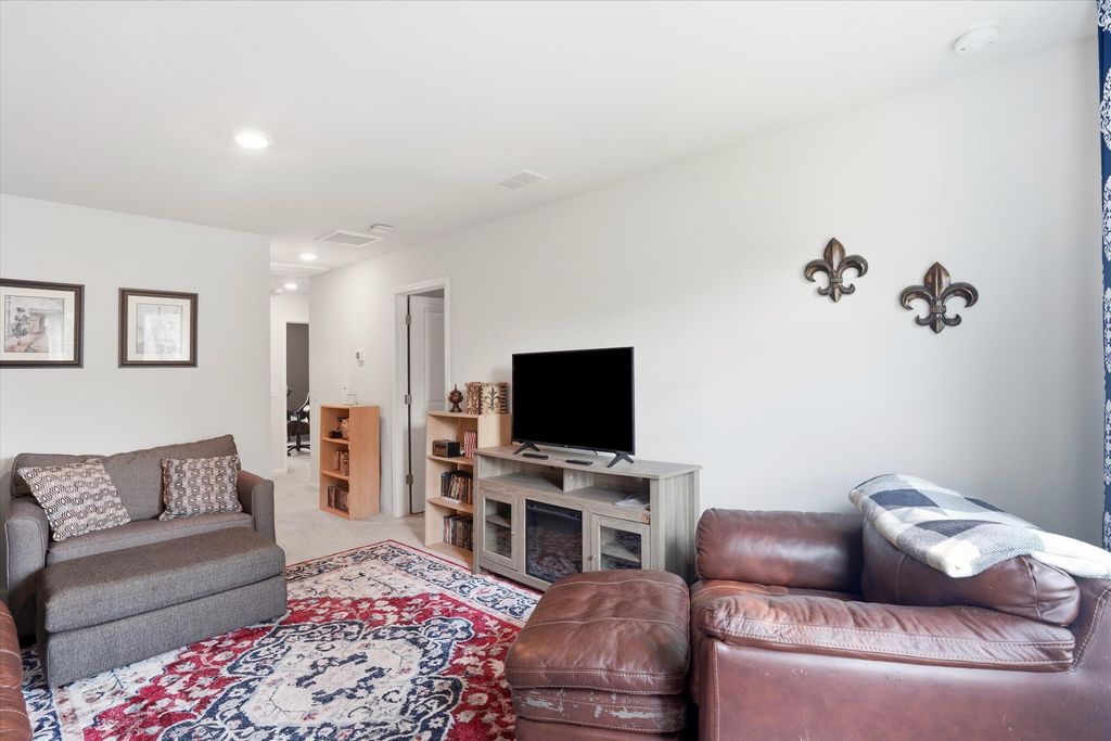 Image 32 of property listing at 1106 Mossy Rock Drive, Summerville, SC 29485