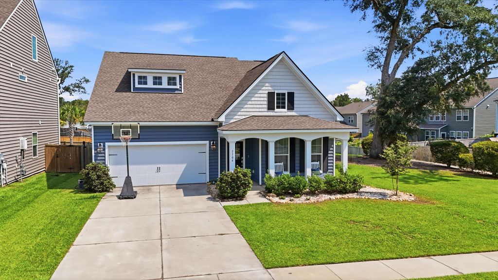 Image 4 of property listing at 1106 Mossy Rock Drive, Summerville, SC 29485