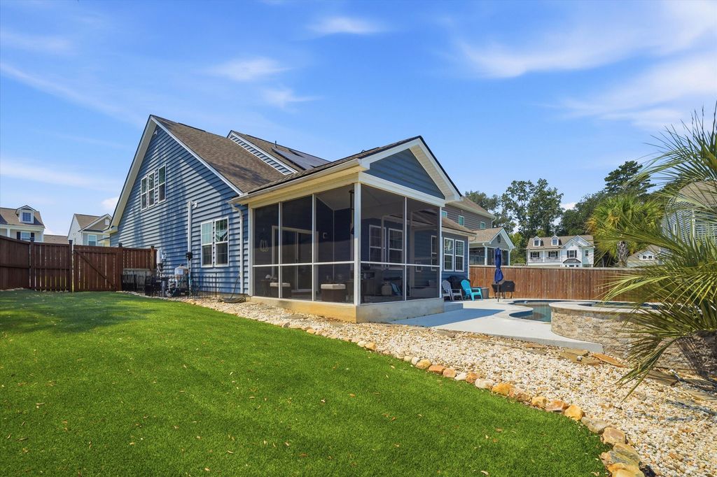 Image 44 of property listing at 1106 Mossy Rock Drive, Summerville, SC 29485