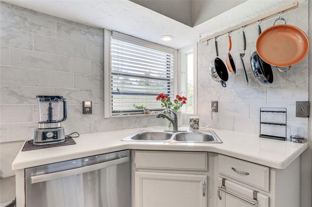 2110 HEASLEY ROAD, Englewood, FL 34223