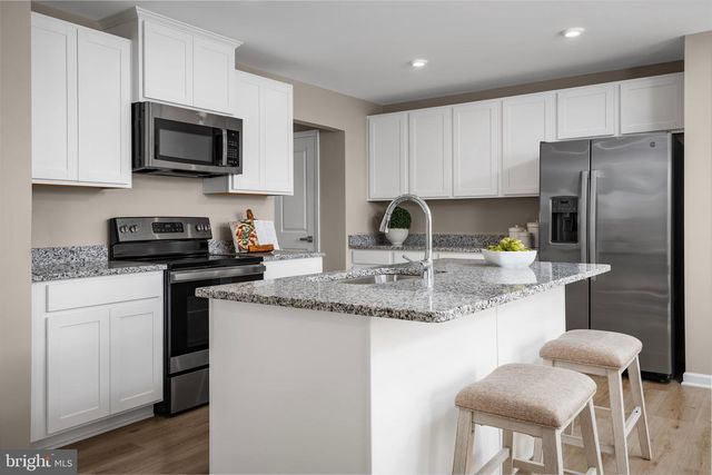 1418 YEOMAN BERRY DR., Hagerstown, MD 21740