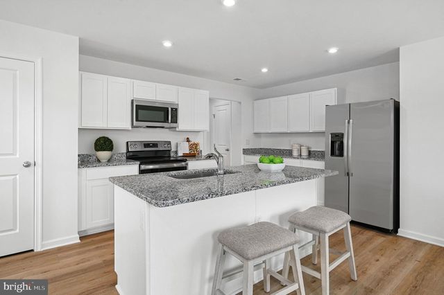 1418 YEOMAN BERRY DR., Hagerstown, MD 21740