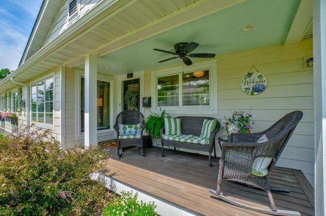 607 Vine Street, Hudson, WI 54016