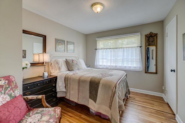 607 Vine Street, Hudson, WI 54016