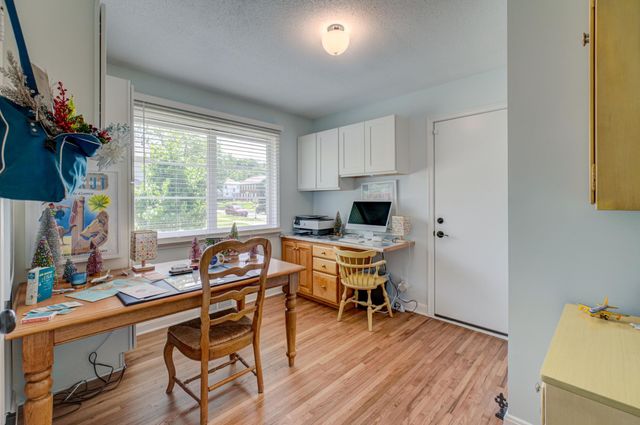 607 Vine Street, Hudson, WI 54016