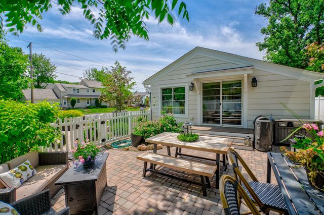 607 Vine Street, Hudson, WI 54016