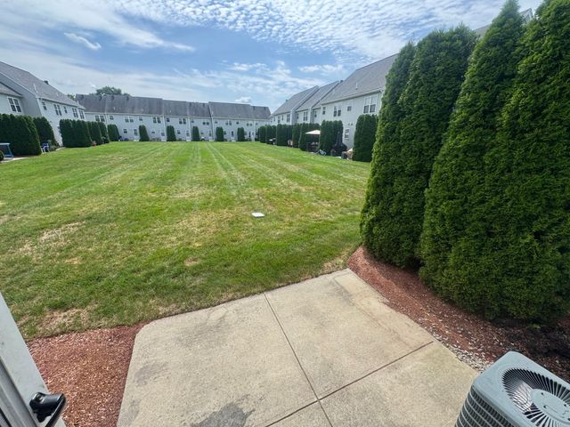 14 Merrimac Way E, Tyngsborough, MA 01879