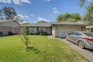 16710 Blackhawk Boulevard, Friendswood, TX 77546