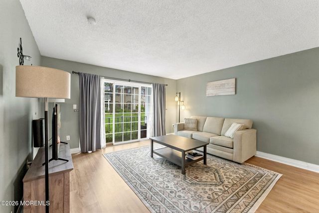101 Beaumont Court, Tinton Falls, NJ 07724