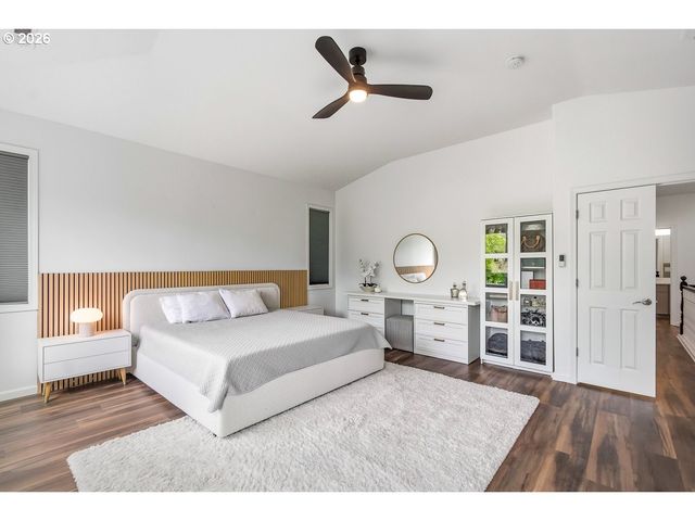 16100 Sw SNOWY OWL Ln, Beaverton, OR 97007