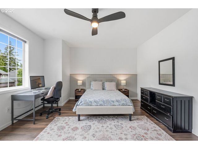 16100 Sw SNOWY OWL Ln, Beaverton, OR 97007