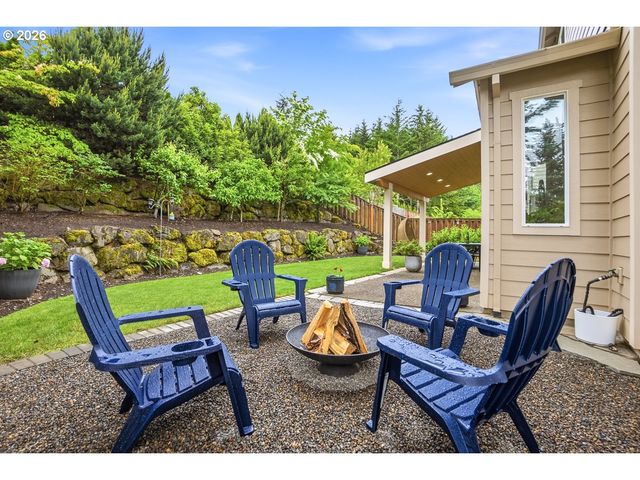 16100 Sw SNOWY OWL Ln, Beaverton, OR 97007