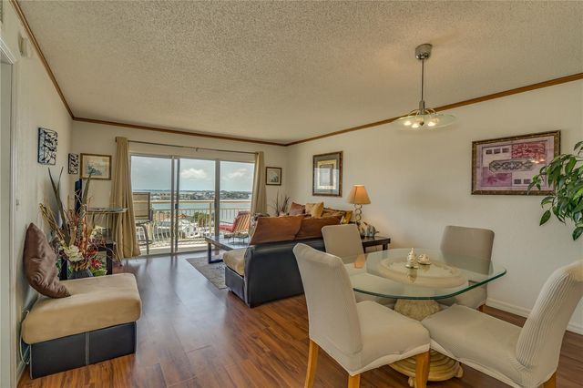 4900 BRITTANY DRIVE S 910, St Petersburg, FL 33715