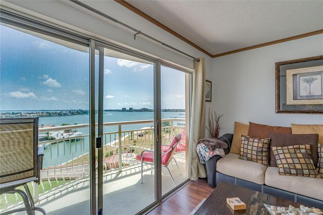 4900 BRITTANY DRIVE S 910, St Petersburg, FL 33715