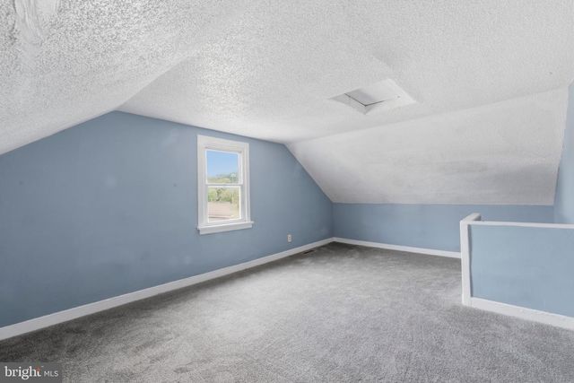 24 W MONROE ST, Mount Holly, NJ 08060