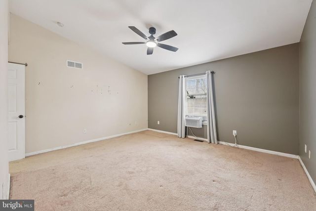 137 CREEKSIDE CT, Newark, DE 19702