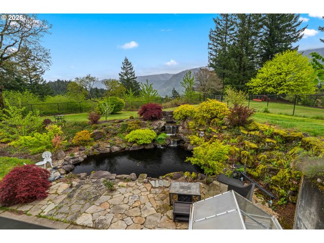 262 BEACON HIGHLAND Rd, Stevenson, WA 98648