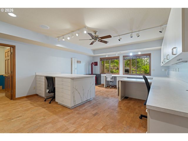 262 BEACON HIGHLAND Rd, Stevenson, WA 98648