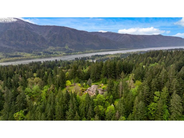 262 BEACON HIGHLAND Rd, Stevenson, WA 98648
