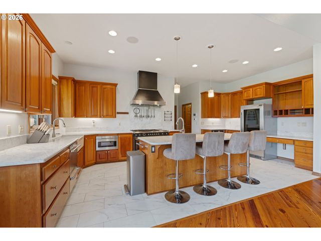 262 BEACON HIGHLAND Rd, Stevenson, WA 98648