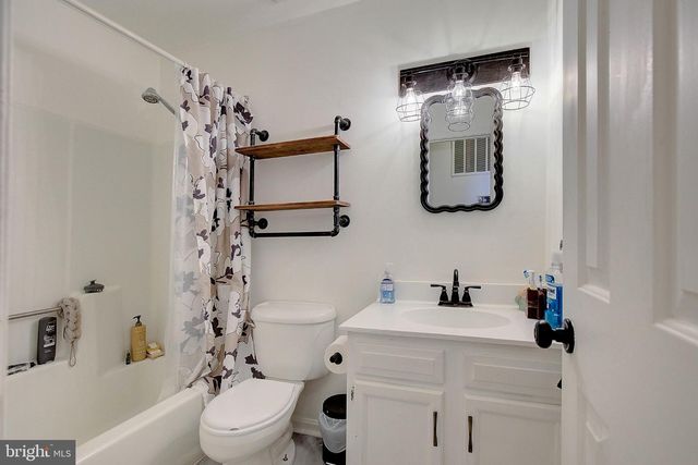 2825 KAREN DR, Chesapeake Beach, MD 20732