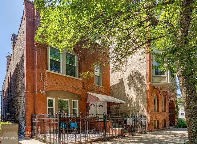 522 N Armour Street 1, Chicago, IL 60642