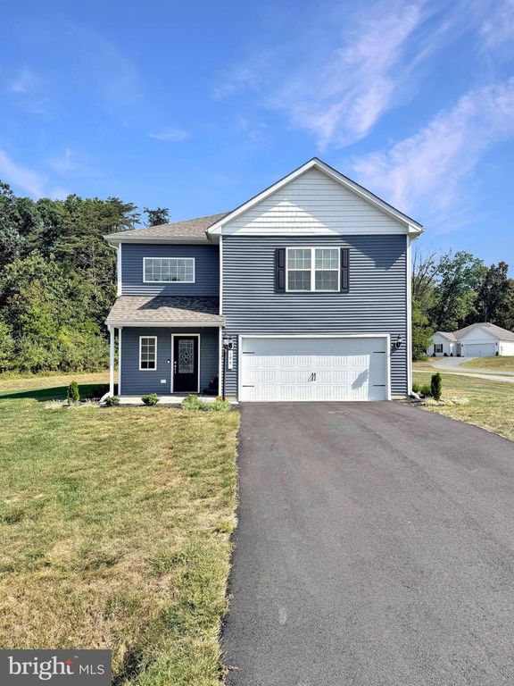 195 RAPPAHANNOCK RUN, Falling Waters, WV 25419