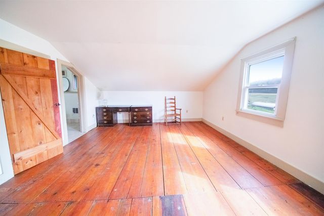 557 Pleasant Valley Road, Benson, VT 05743