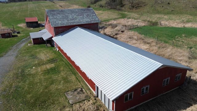 557 Pleasant Valley Road, Benson, VT 05743