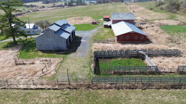 557 Pleasant Valley Road, Benson, VT 05743