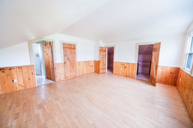 557 Pleasant Valley Road, Benson, VT 05743