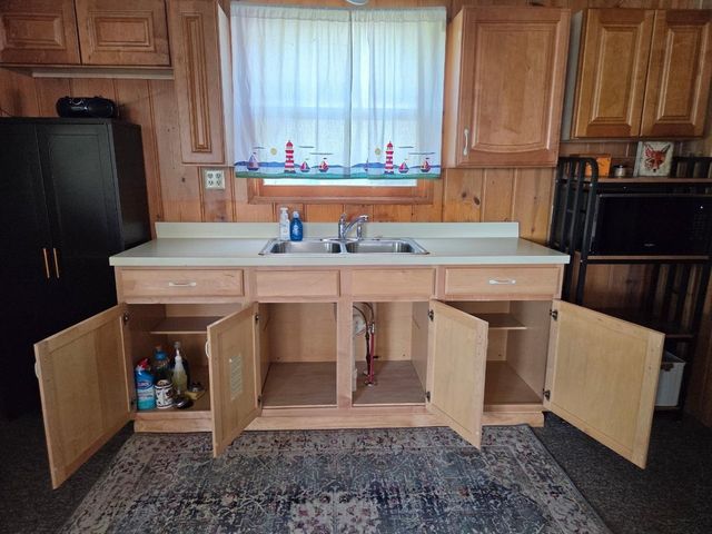 101 Riverside Drive, Beaverton, MI 48612