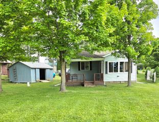 101 Riverside Drive, Beaverton, MI 48612