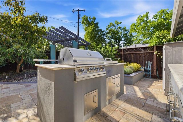 125 Dana Avenue, San Jose, CA 95126