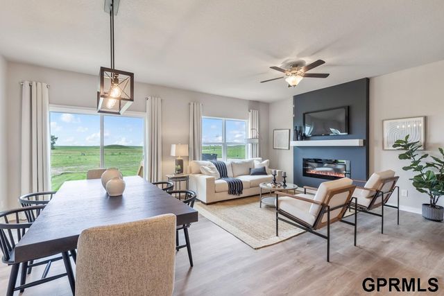 12617 S 206th Street, Gretna, NE 68028