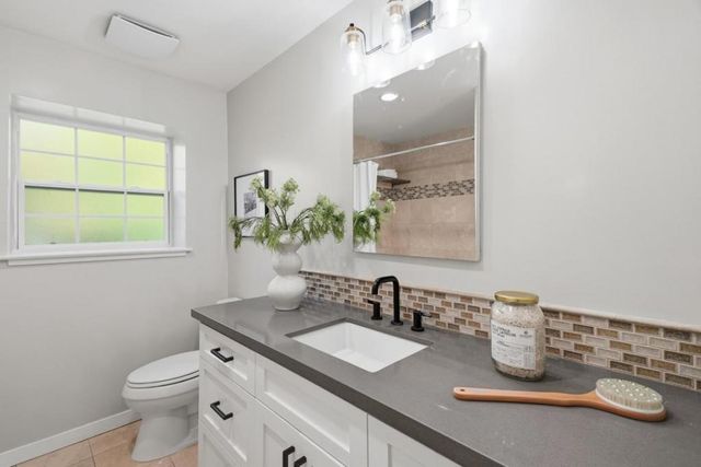 445 Oak Grove Avenue 9, Menlo Park, CA 94025
