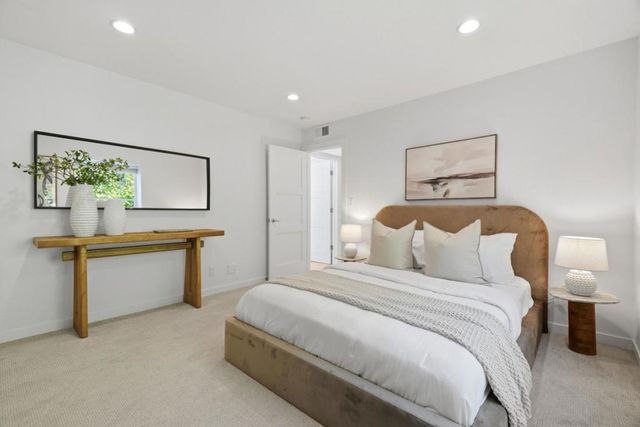 445 Oak Grove Avenue 9, Menlo Park, CA 94025