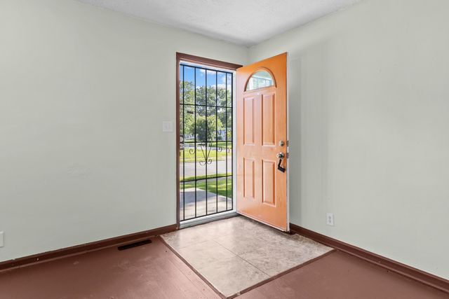 190 Lowell Road, Columbus, OH 43209
