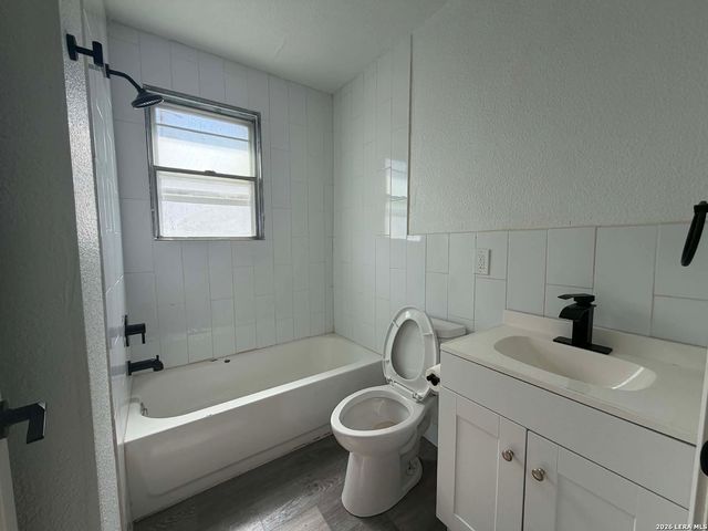 3022 EL PASO ST, San Antonio, TX 78207