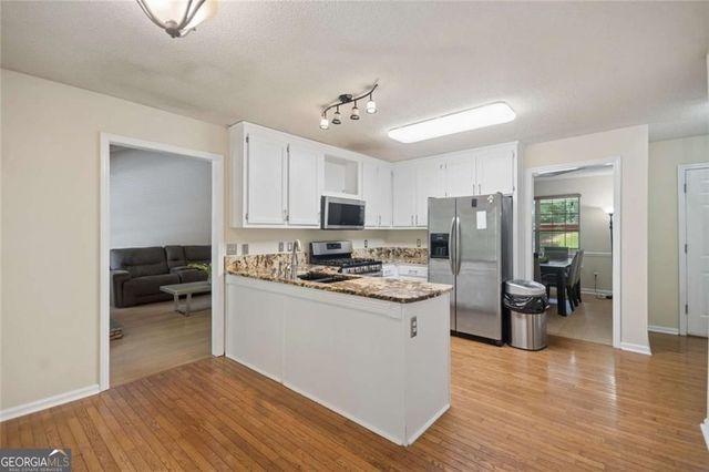 408 Strathmore Drive, Sharpsburg, GA 30277